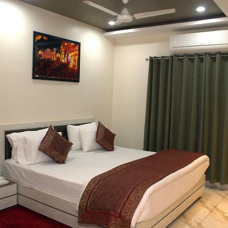 Hotel Tamilnadu Kashi Váránaszi Kültér fotó